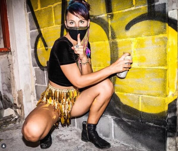 Anna Panilli performing a live DJ set