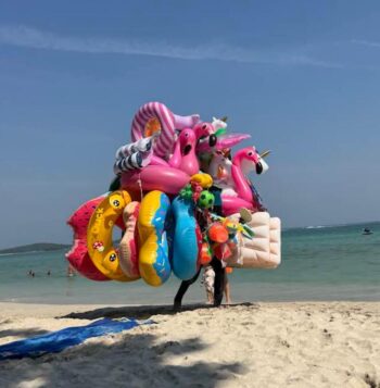 Chaweng Beach Samui clear water waves tropical sea
