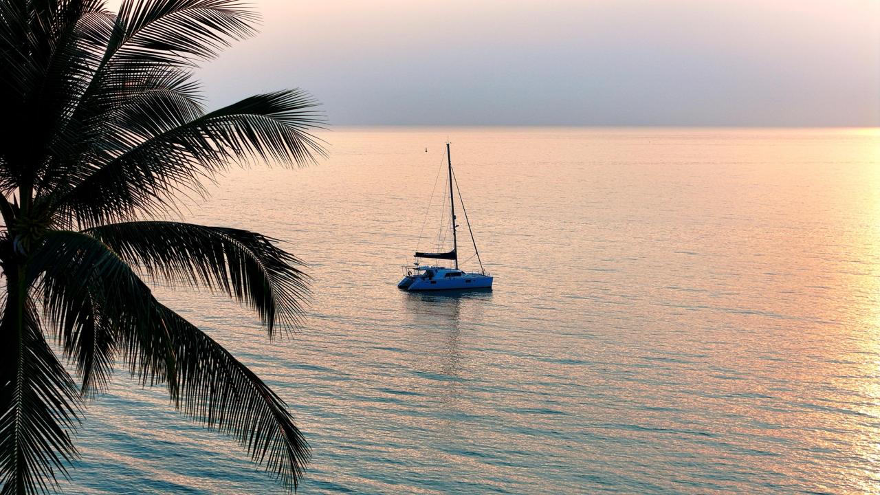 Lipa Noi Beach Samui quiet beach soft sand sunset coastline
