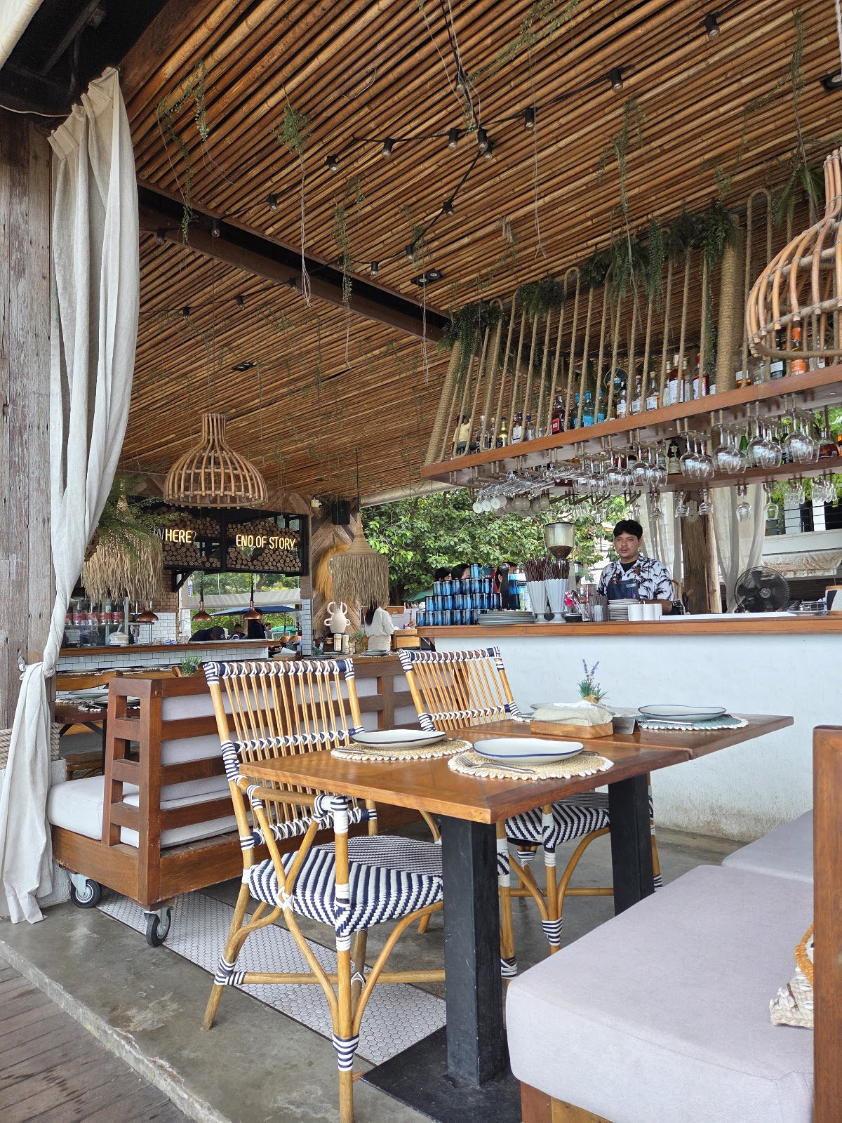 Coco Tam’s Koh Samui beachfront bar and restaurant Fisherman's Village Bophut